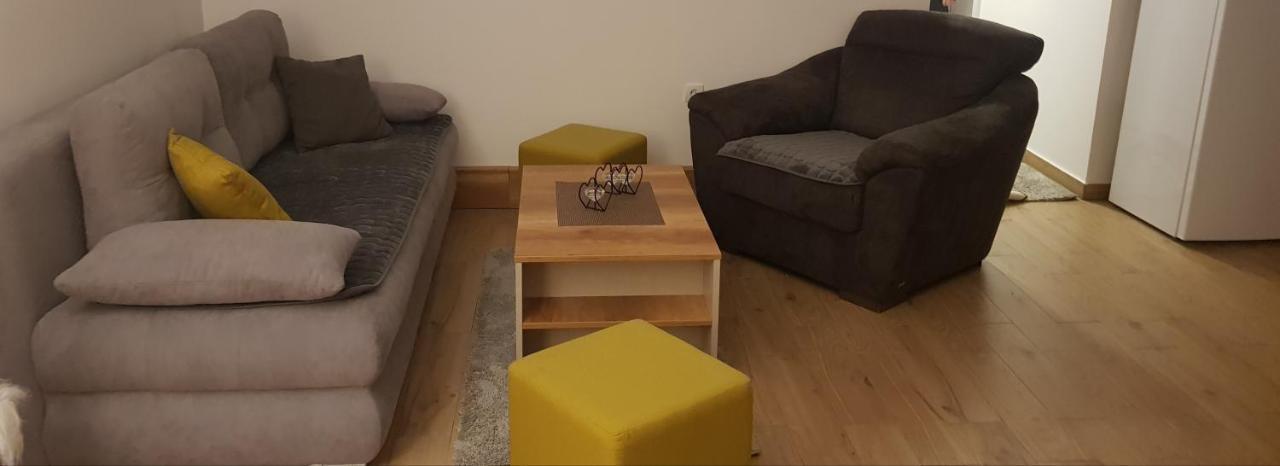 Apartman Mina Divcibare Luaran gambar
